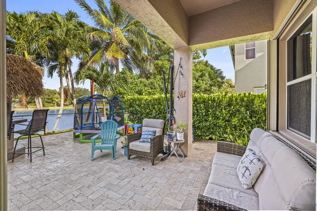 455 Cresta Circle West Palm Beach FL 33413