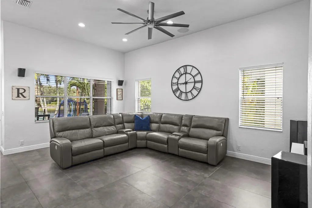 455 Cresta Circle West Palm Beach FL 33413