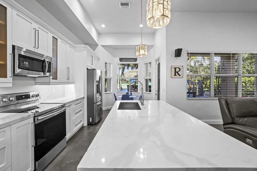 455 Cresta Circle West Palm Beach FL 33413
