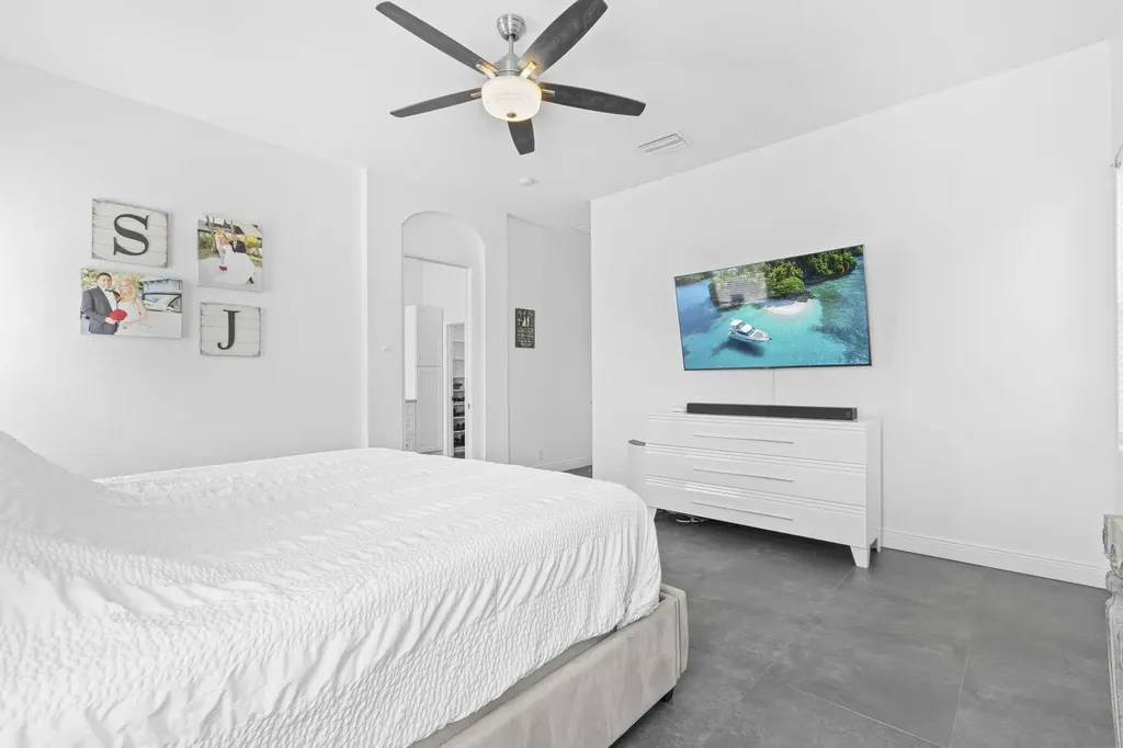 455 Cresta Circle West Palm Beach FL 33413