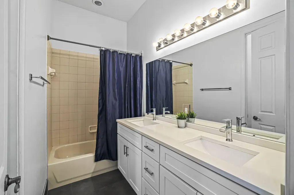 455 Cresta Circle West Palm Beach FL 33413