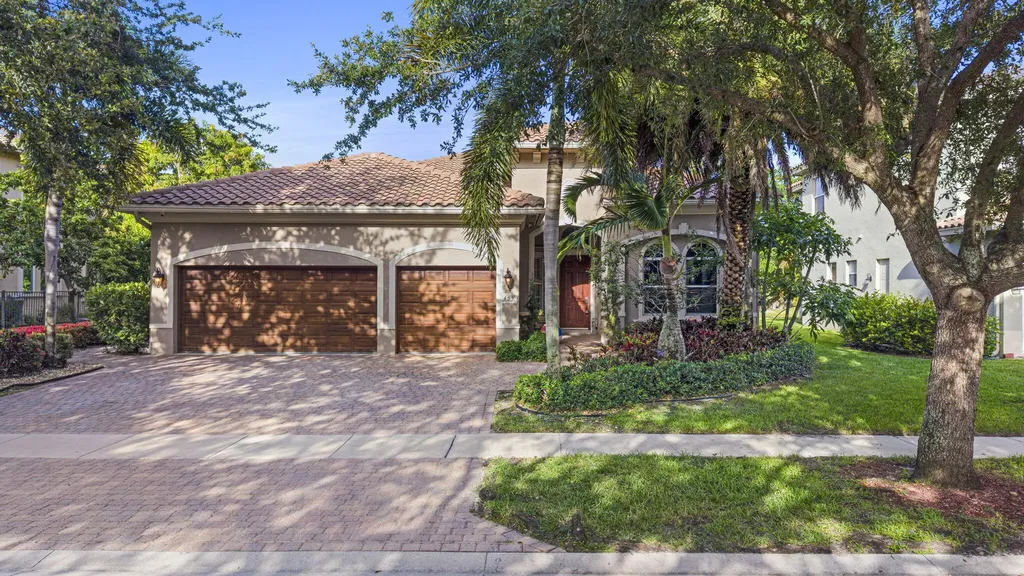 455 Cresta Circle West Palm Beach FL 33413