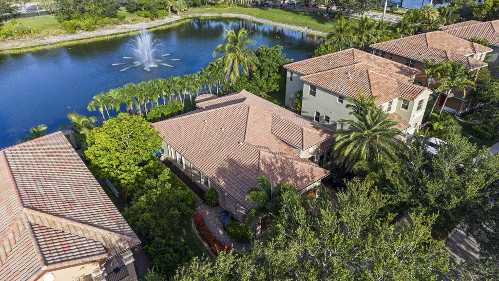 455 Cresta Circle West Palm Beach FL 33413