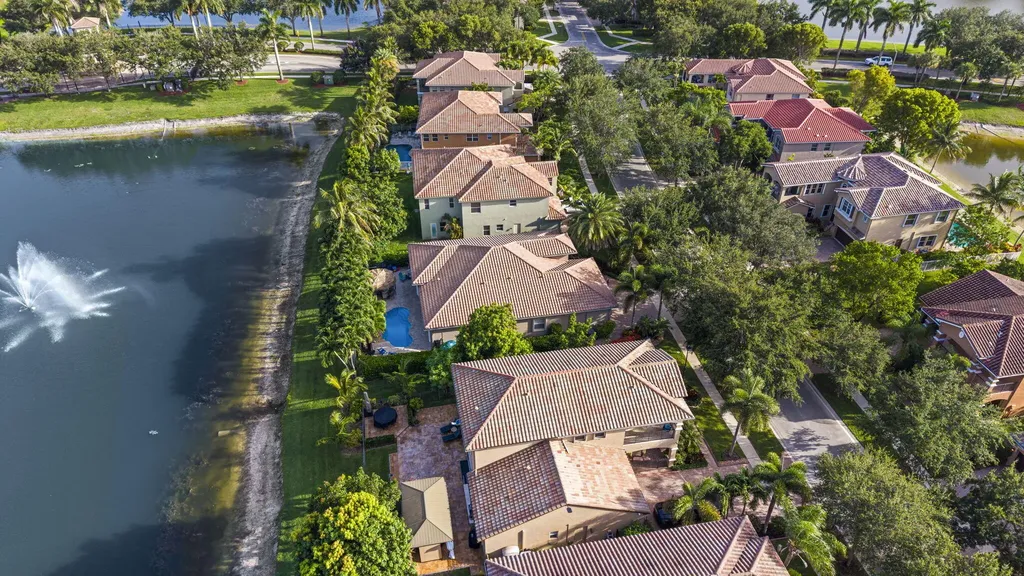 455 Cresta Circle West Palm Beach FL 33413