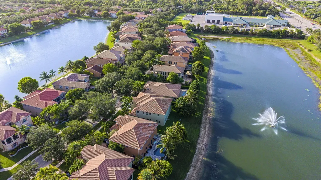 455 Cresta Circle West Palm Beach FL 33413