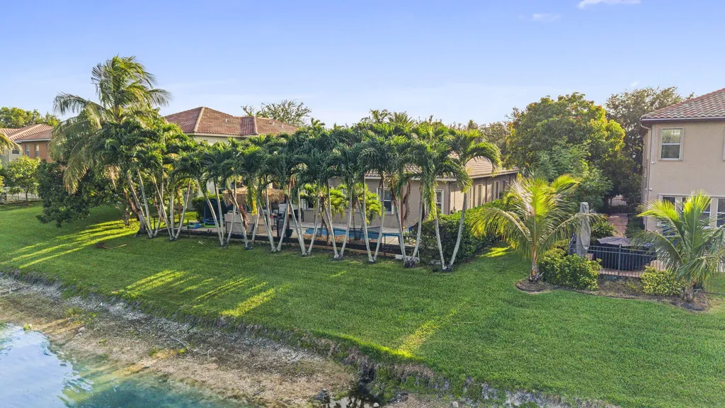 455 Cresta Circle West Palm Beach FL 33413
