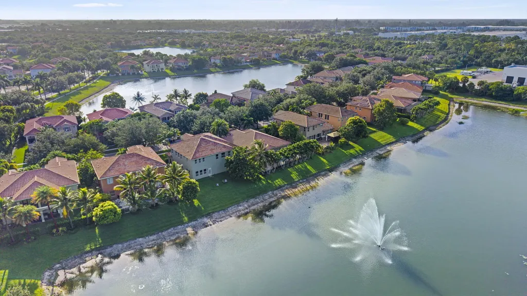 455 Cresta Circle West Palm Beach FL 33413