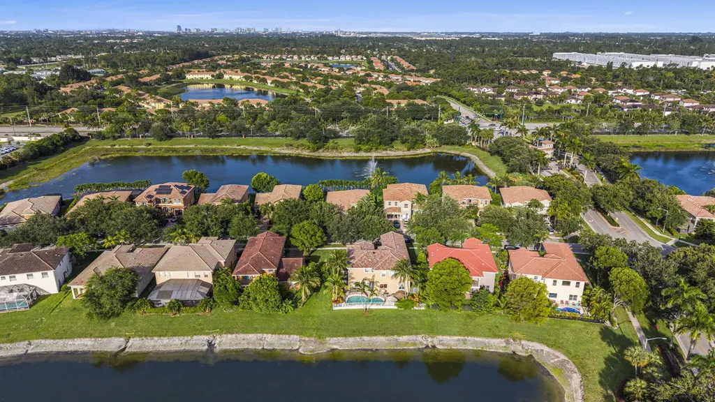 455 Cresta Circle West Palm Beach FL 33413