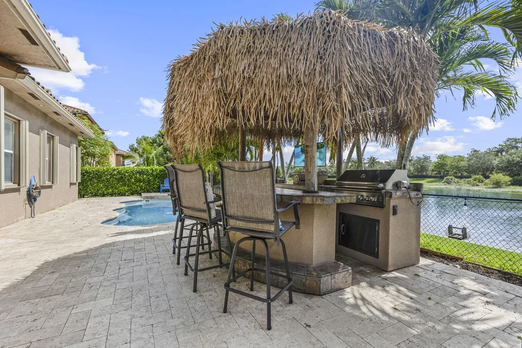 455 Cresta Circle West Palm Beach FL 33413