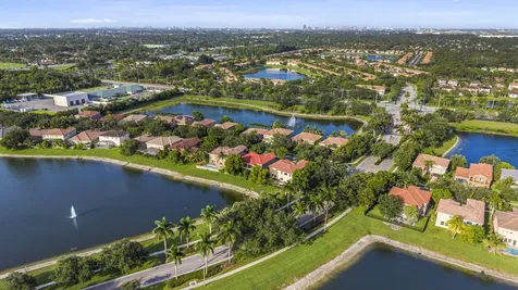 455 Cresta Circle West Palm Beach FL 33413