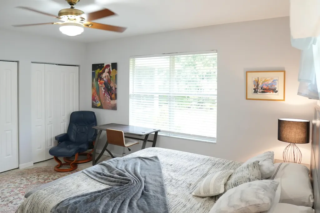 821 SW 13th Court Pompano Beach FL 33060