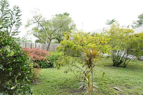 821 SW 13th Court Pompano Beach FL 33060