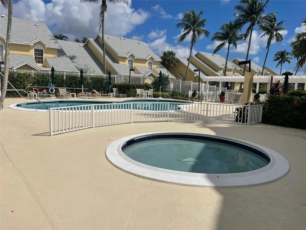 6324 La Costa Drive Boca Raton FL 33433