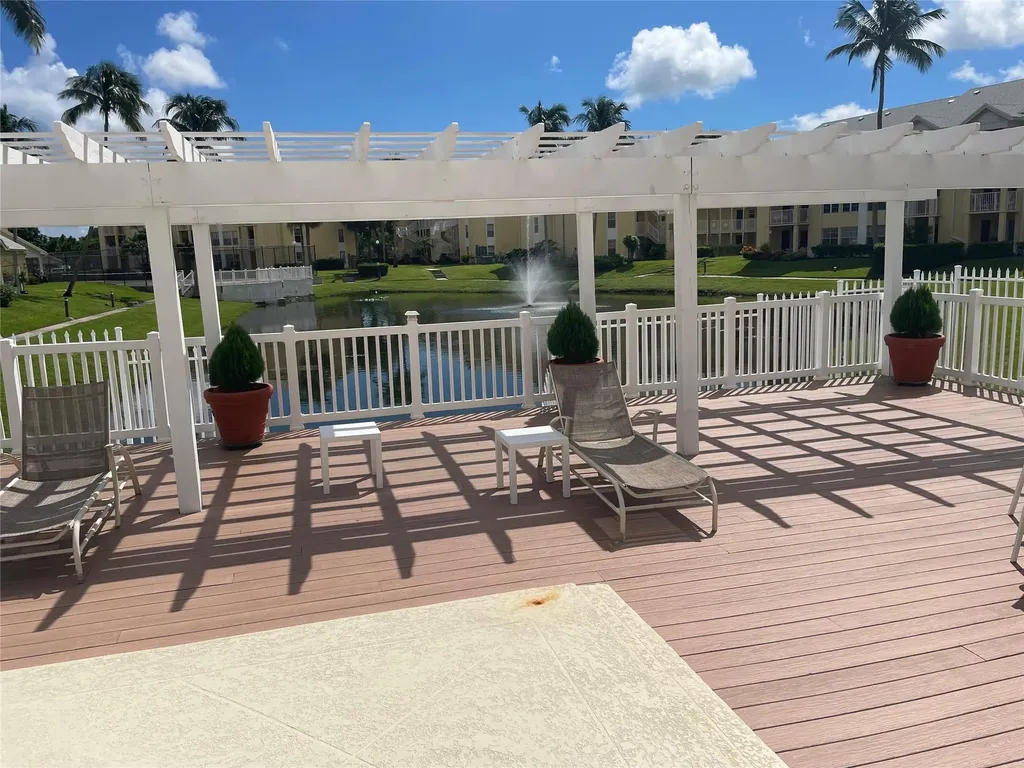 6324 La Costa Drive Boca Raton FL 33433