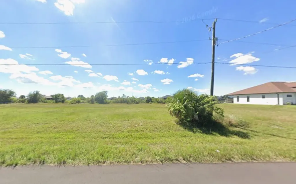 2734 NW 10th Street Cape Coral FL 33993