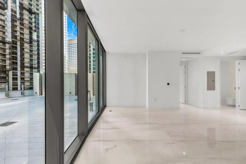 300 Biscayne Boulevard Way Miami FL 33131