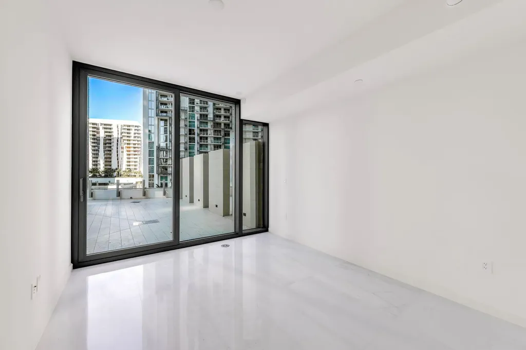 300 Biscayne Boulevard Way Miami FL 33131