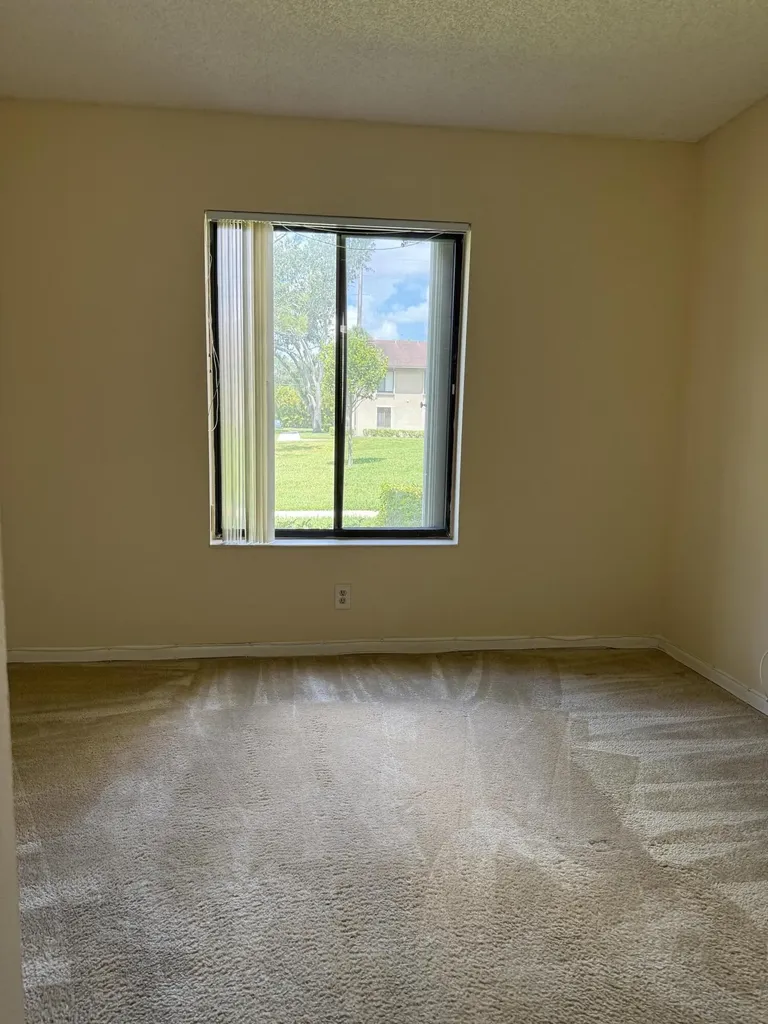 718 Sunny Pine Way Greenacres FL 33415