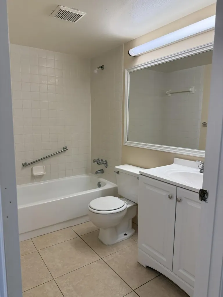 718 Sunny Pine Way Greenacres FL 33415