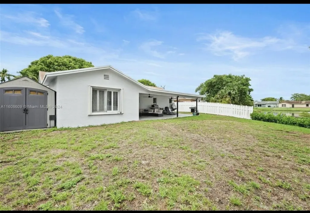 2510 NW 110th Terrace Sunrise FL 33322