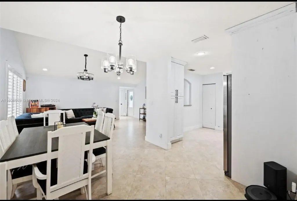 2510 NW 110th Terrace Sunrise FL 33322