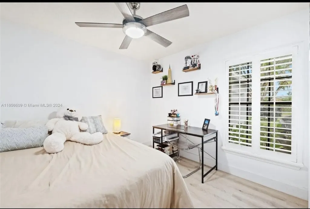 2510 NW 110th Terrace Sunrise FL 33322