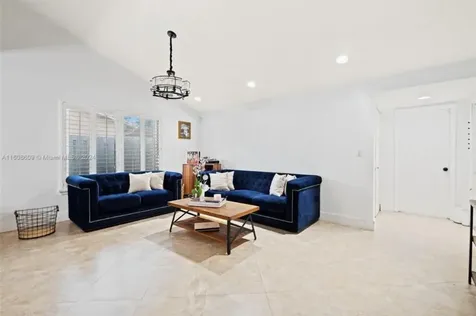 2510 NW 110th Terrace Sunrise FL 33322
