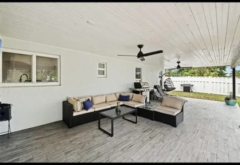 2510 NW 110th Terrace Sunrise FL 33322