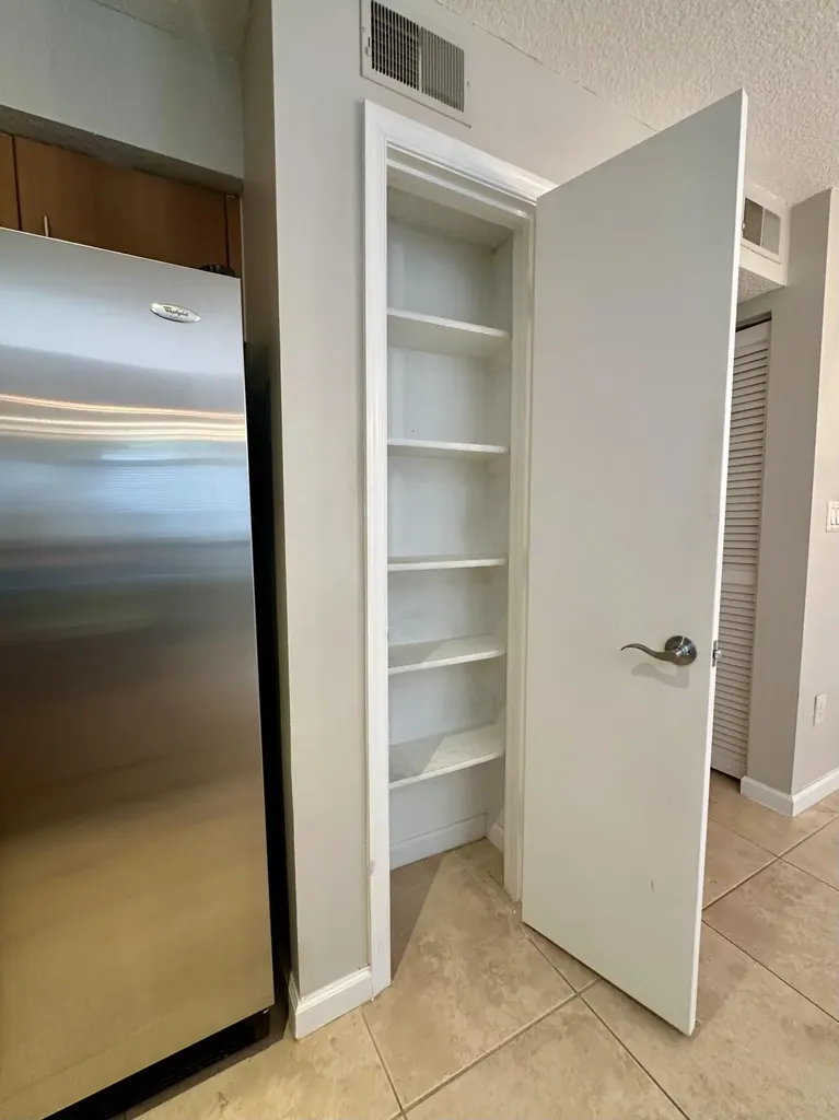 1050 Crystal Way Delray Beach FL 33444