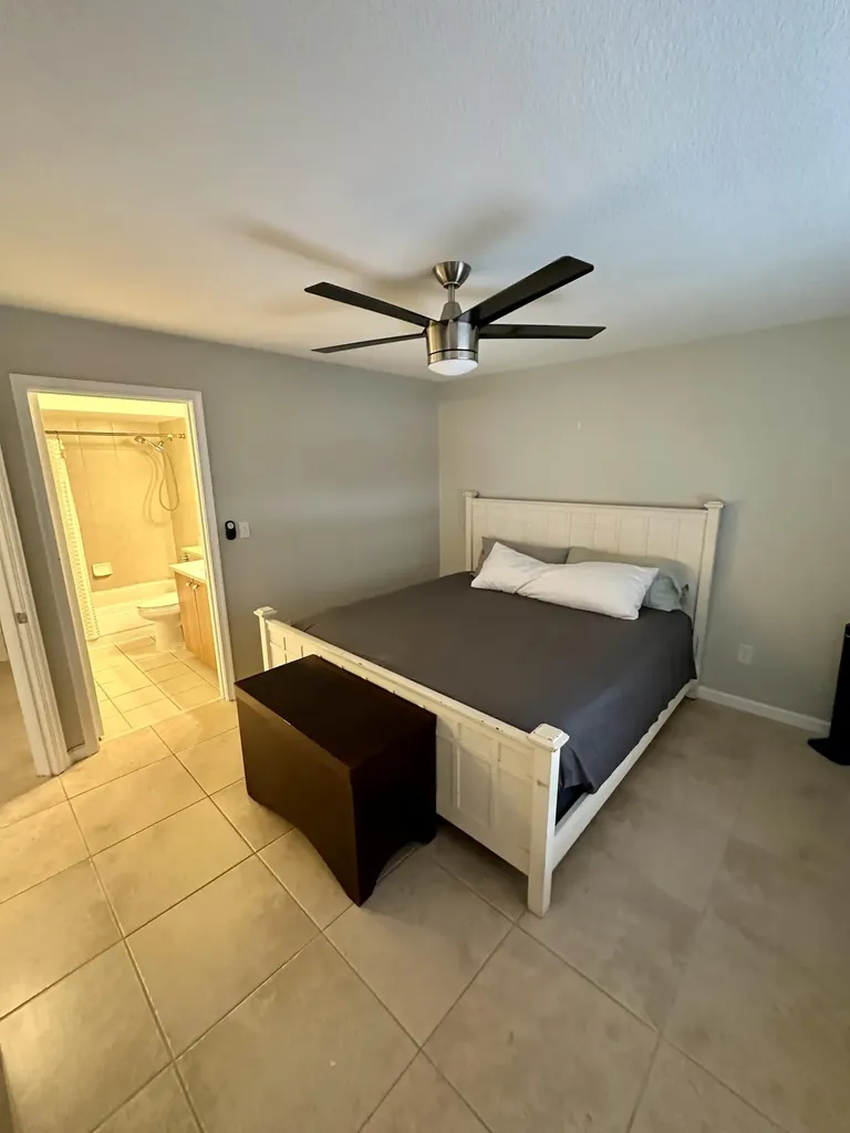 1050 Crystal Way Delray Beach FL 33444