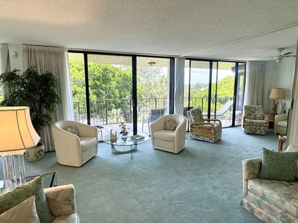 799 Jeffery Street Boca Raton FL 33487