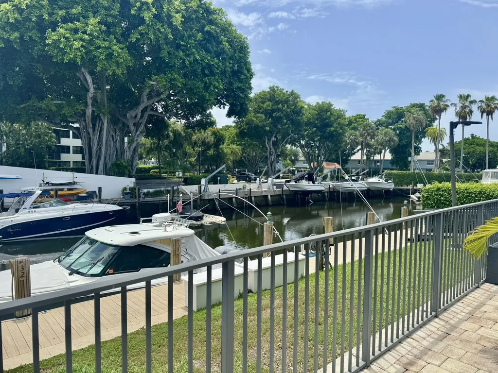 799 Jeffery Street Boca Raton FL 33487