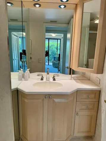 799 Jeffery Street Boca Raton FL 33487