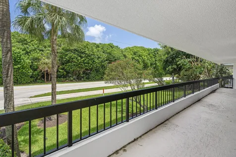 277 N Ocean Boulevard Boca Raton FL 33432