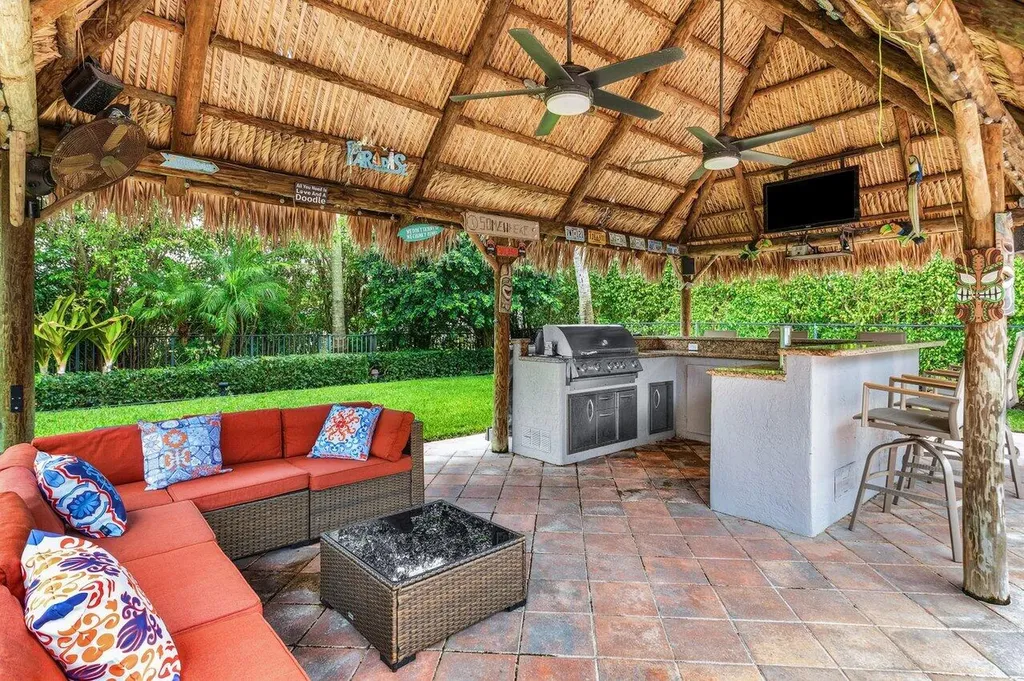 990 NW 8th Street Boca Raton FL 33486