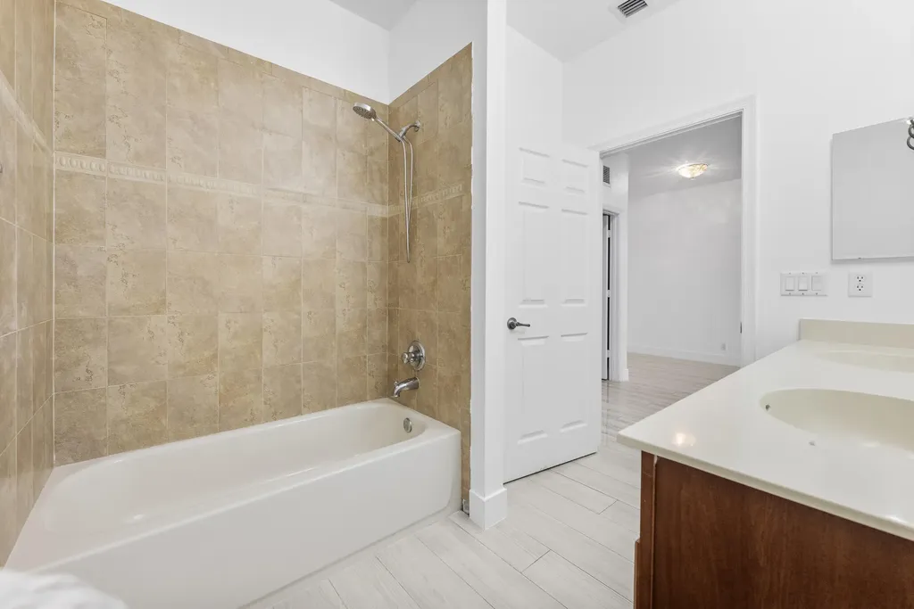 6752 Osage Circle Greenacres FL 33413