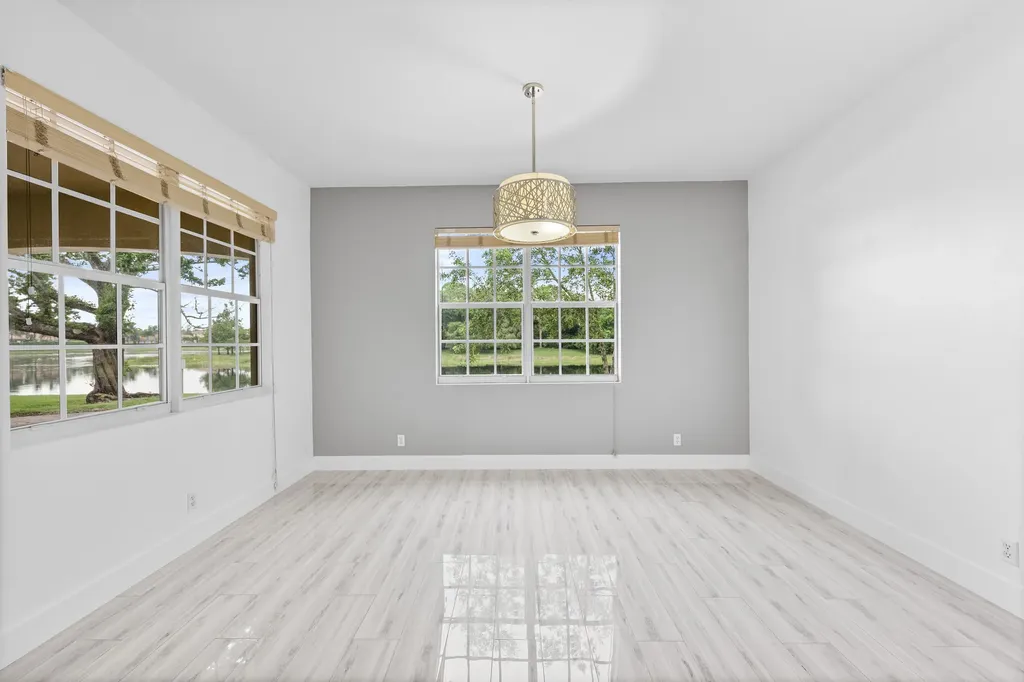 6752 Osage Circle Greenacres FL 33413