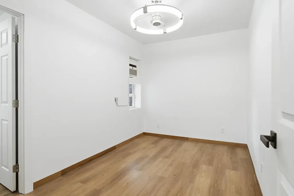 515 46th Street West Palm Beach FL 33407