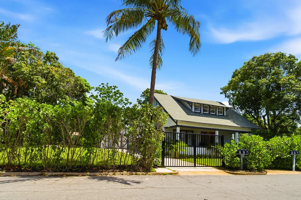 515 46th Street West Palm Beach FL 33407