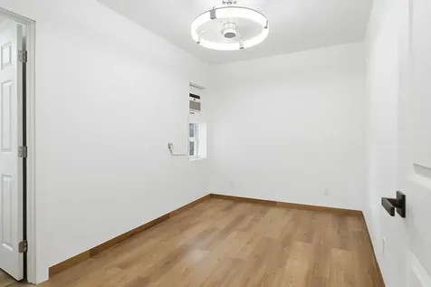 515 46th Street West Palm Beach FL 33407