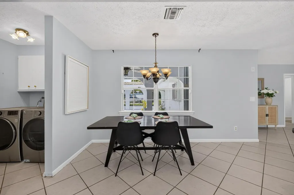 2409 NW Everglades Boulevard Stuart FL 34994