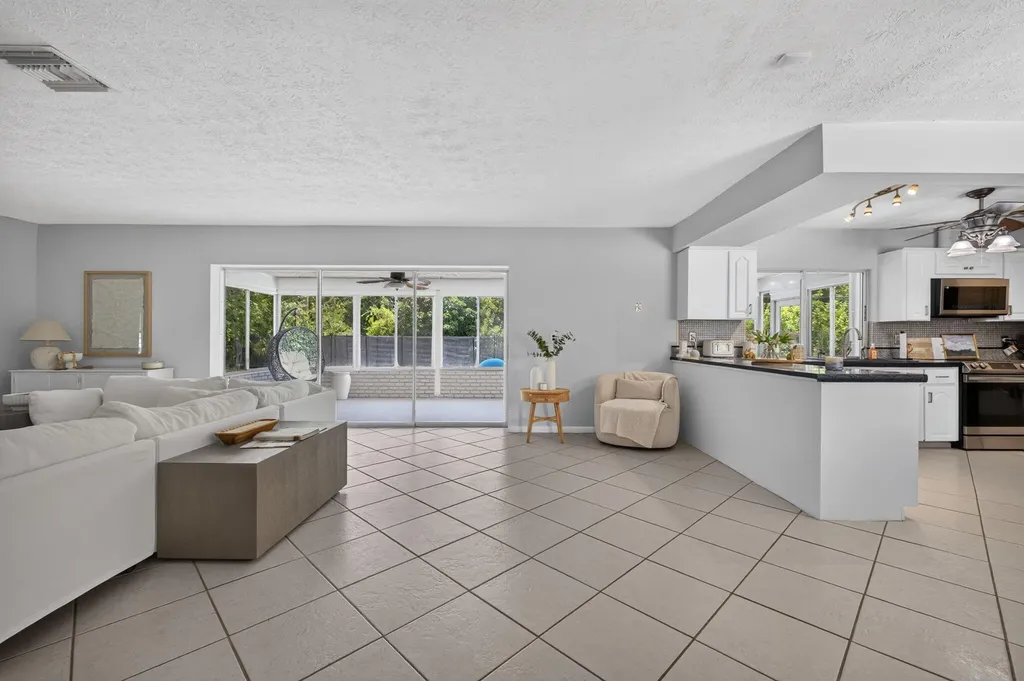2409 NW Everglades Boulevard Stuart FL 34994