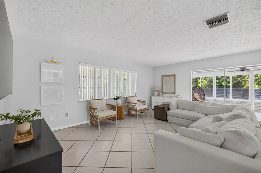 2409 NW Everglades Boulevard Stuart FL 34994