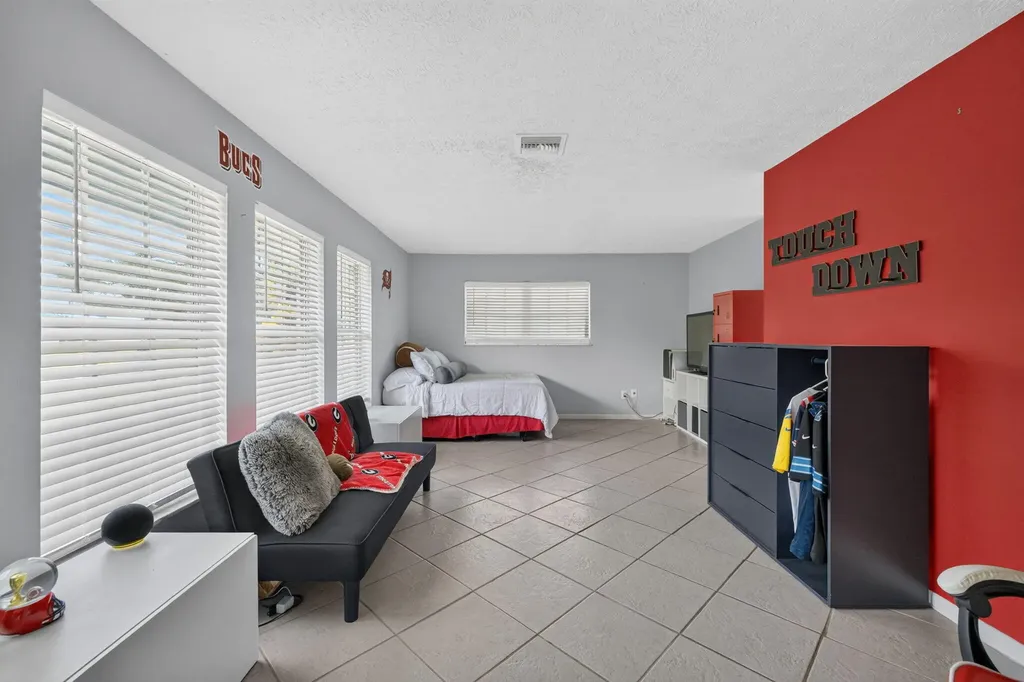 2409 NW Everglades Boulevard Stuart FL 34994