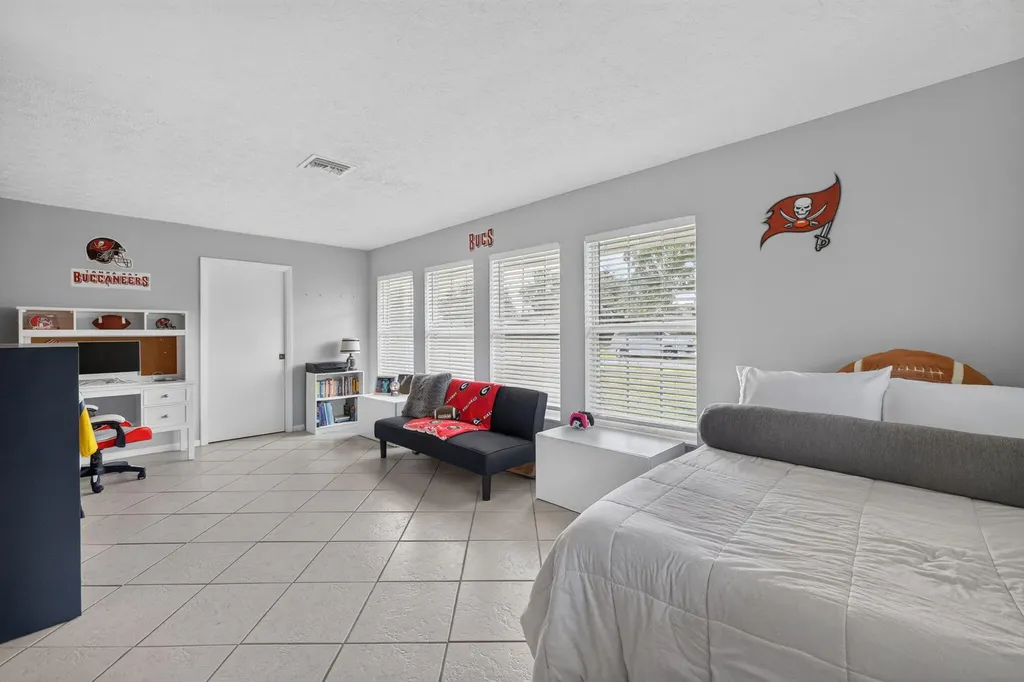 2409 NW Everglades Boulevard Stuart FL 34994