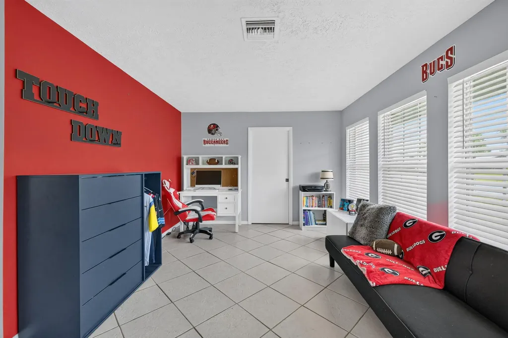 2409 NW Everglades Boulevard Stuart FL 34994