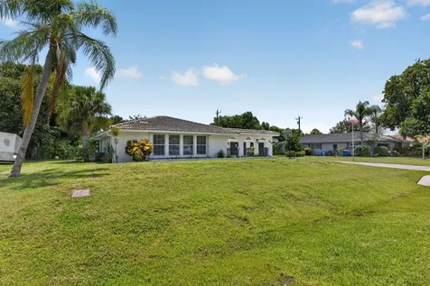 2409 NW Everglades Boulevard Stuart FL 34994