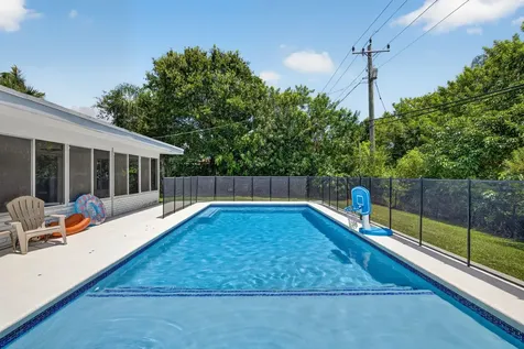 2409 NW Everglades Boulevard Stuart FL 34994