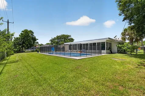 2409 NW Everglades Boulevard Stuart FL 34994