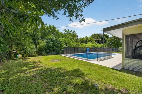 2409 NW Everglades Boulevard Stuart FL 34994